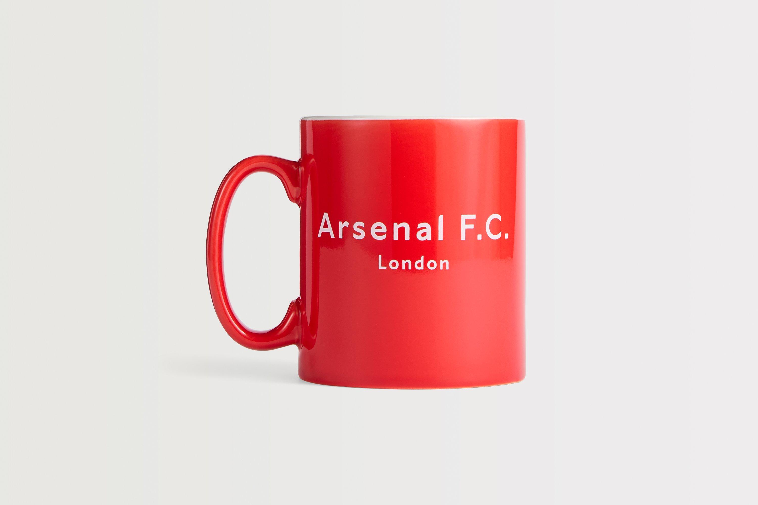 Arsenal Retro Cannon Red Mug