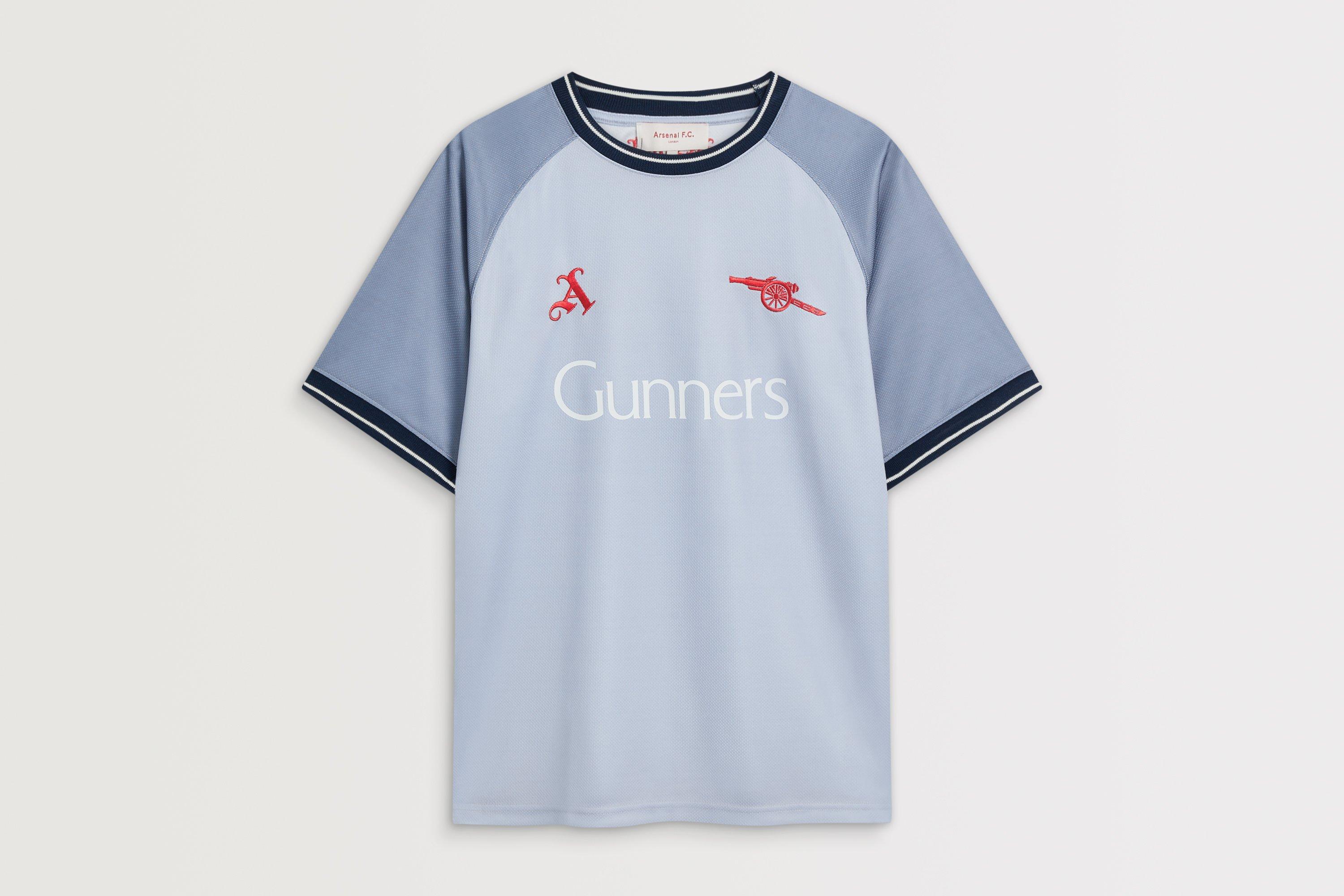 Arsenal Unisex Gunners Raglan T-Shirt in Blue
