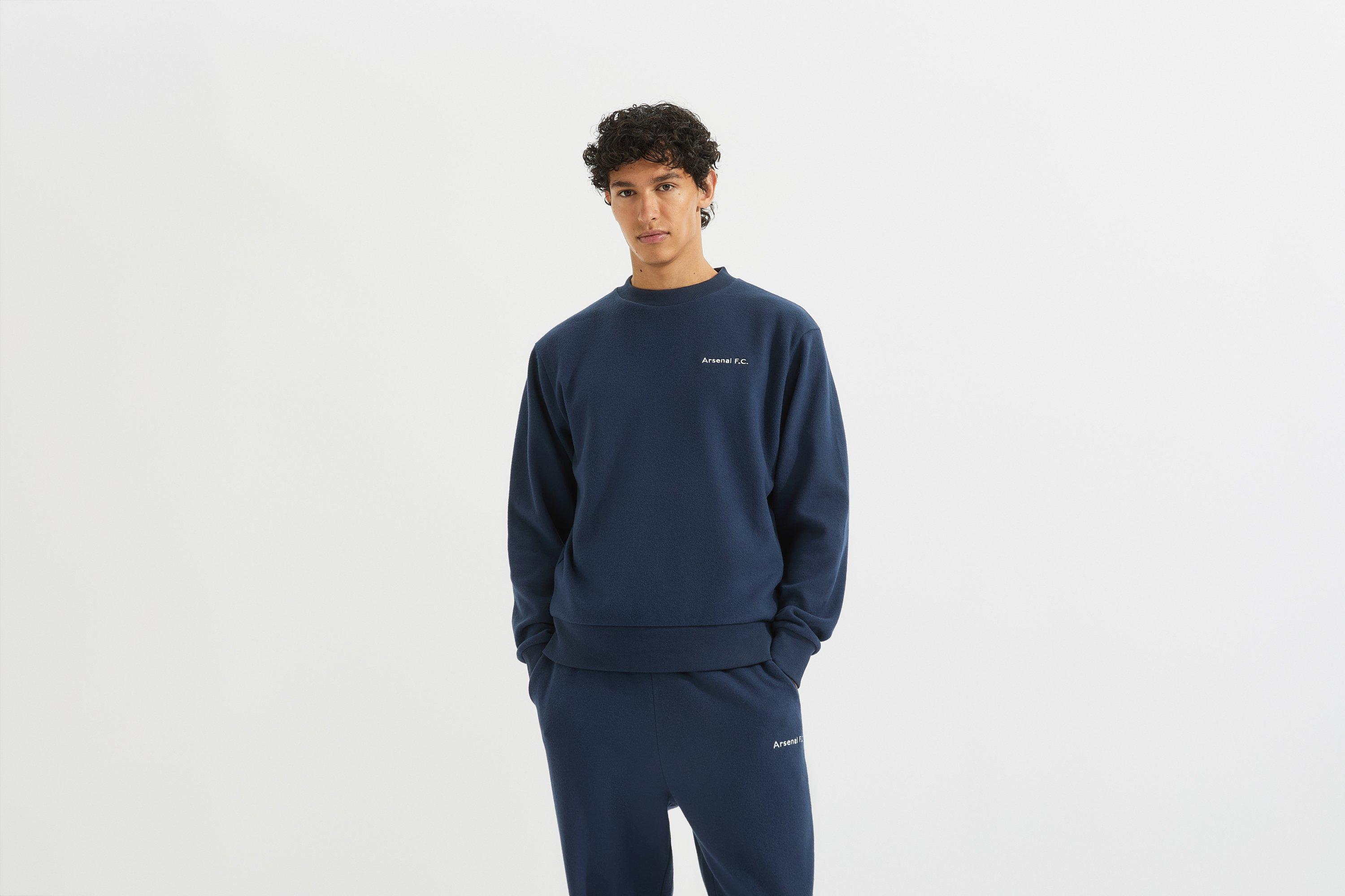 Arsenal Essentials Chapman Lounge Sweatshirt