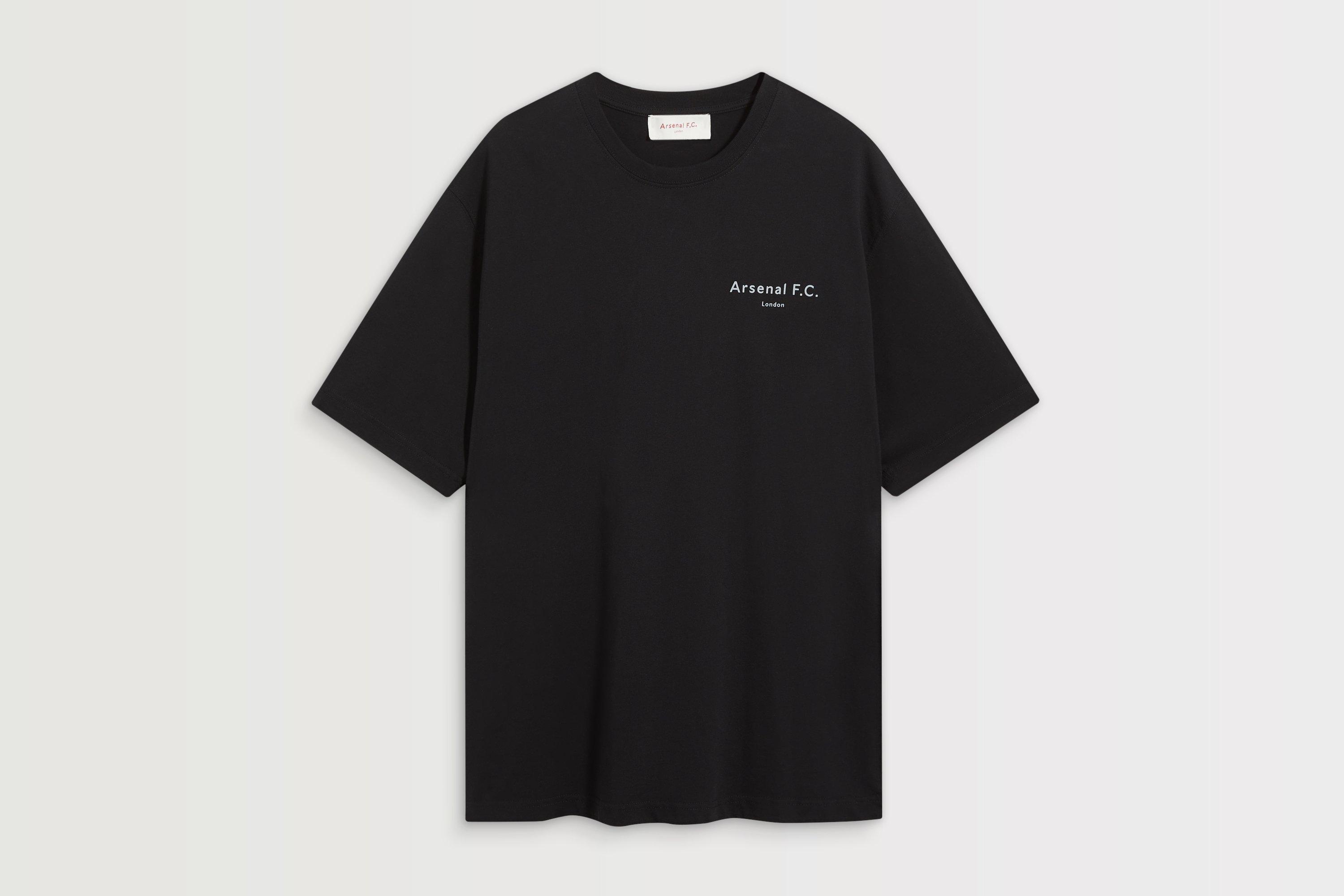 Arsenal Essentials Black Chapman T-Shirt